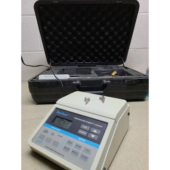 Cole-Palmer Digi-Sense Thermometer Temperature / Humidity Thermocouple 91090-00 - Picture 1 of 9